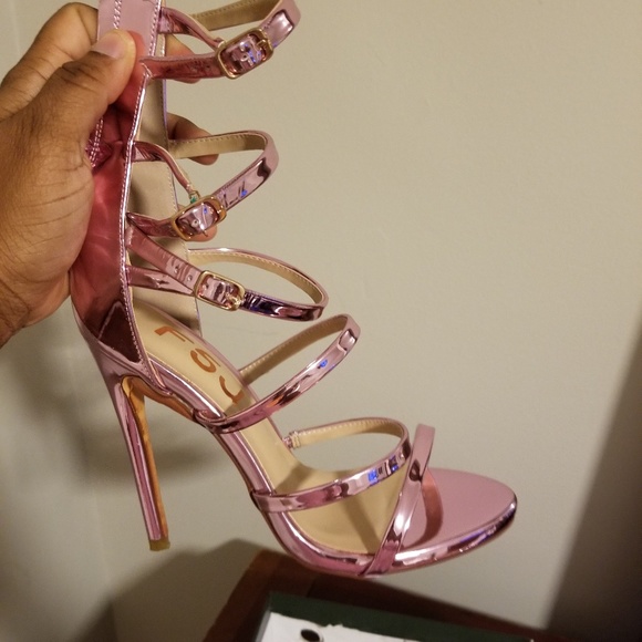 Heels - Picture 2 of 4